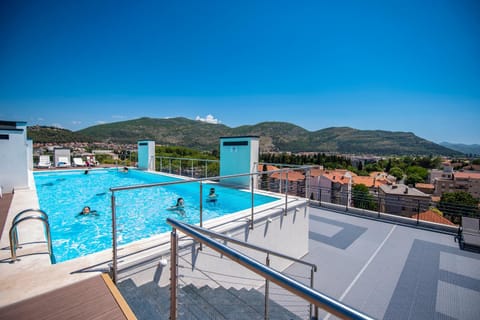 Pool view, Swimming pool