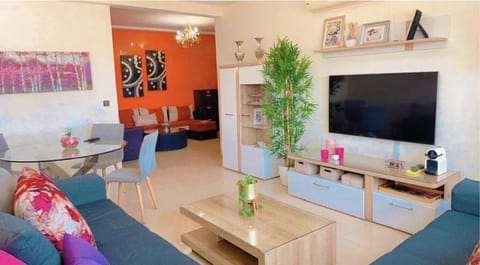 TV and multimedia, Seating area