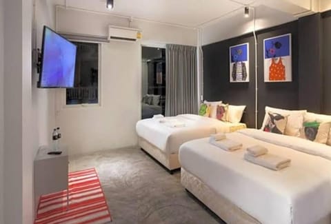 Bed, TV and multimedia