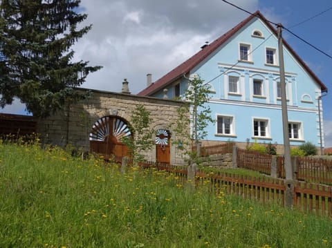 Property building, Garden