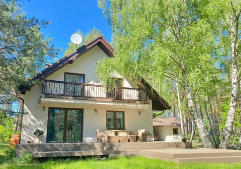 Property building, Patio, Activities, Balcony/Terrace