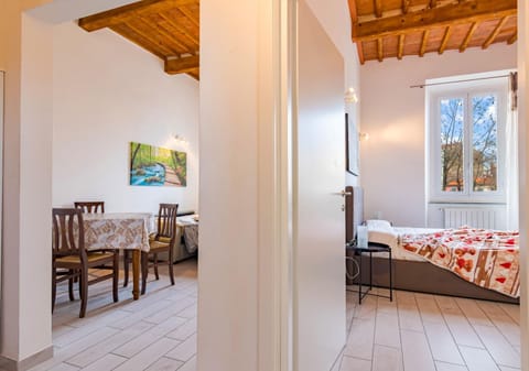 Bed, Living room, Photo of the whole room, Bedroom