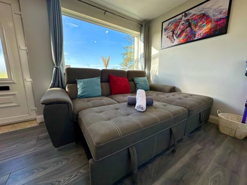 Forest View Cottage - Private Hot Tub House in Northern Ireland