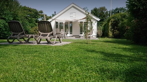 Garden, View (from property/room), Balcony/Terrace, Living room, Bedroom, Garden view