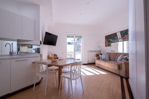 Living room, Photo of the whole room