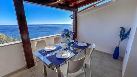 Dining area, Sea view