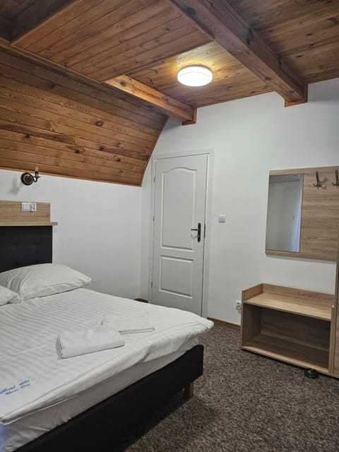 Bed, Photo of the whole room, Bedroom, towels, wardrobe