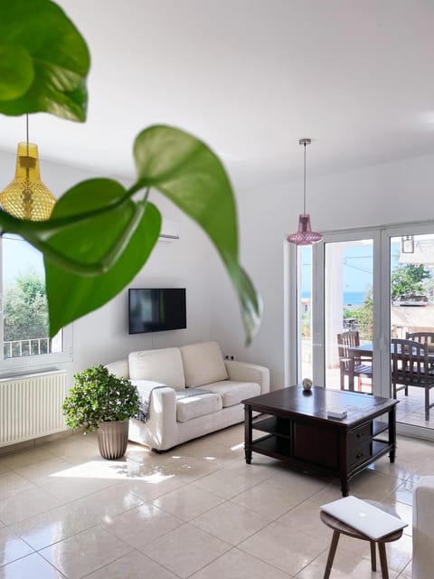 FLAT 45 Apartment in Crete