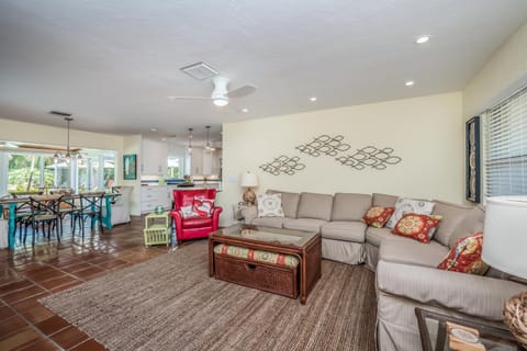 Glory Days: AMI North End, Backyard Oasis, Pool, 1.5 Bocks to Beach by Anna Maria Life House in Holmes Beach