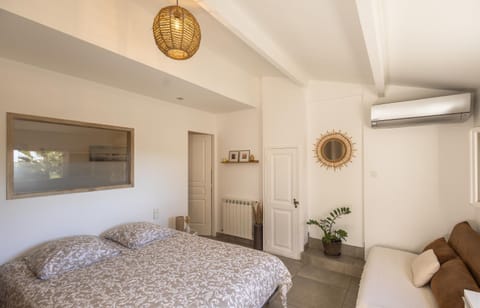 « La Parenthèse » gîte en Camargue Apartment in Arles