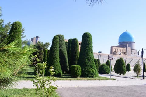Nearby landmark, Spring, Day, Natural landscape, Garden, Landmark view