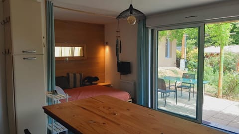 Lounge or bar