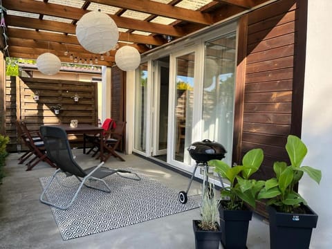 BBQ facilities, Balcony/Terrace