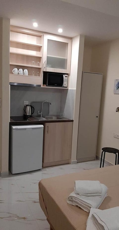 Kitchen or kitchenette, stove