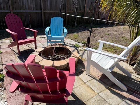 Peaceful Lydia Hide-O-Way - New Pool & Near Beach, Breakfast, Spa & Go-Karts! House in Lower Grand Lagoon