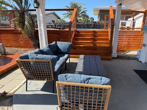 Peaceful Lydia Hide-O-Way - New Pool & Near Beach, Breakfast, Spa & Go-Karts! House in Lower Grand Lagoon