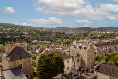 Neighbourhood, View (from property/room), City view