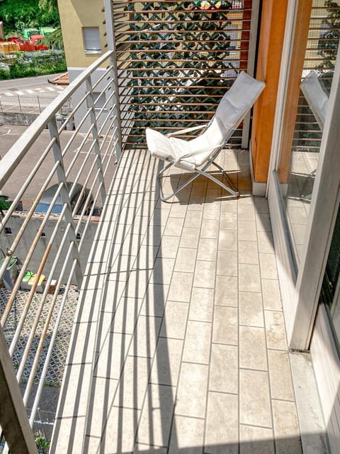 Balcony/Terrace, Garden view