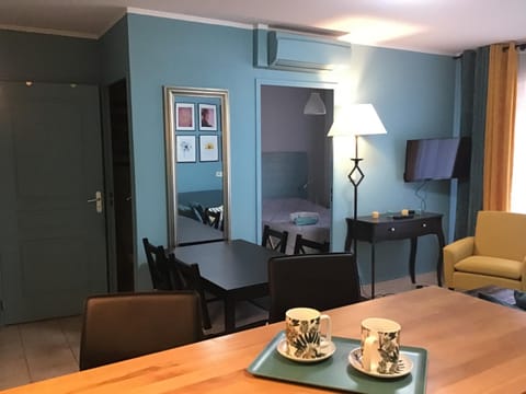 Superbe appartement à Uzès avec place de parking Apartment in Uzes