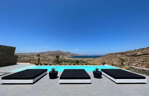 Pool view, Swimming pool, sunbed