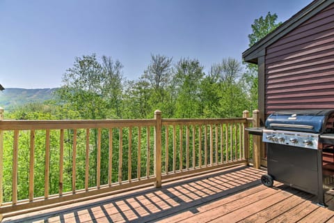 Timber Creek Townhome with 2 Decks and Mtn Views! House in Dover