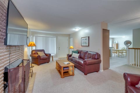 Barren River Lake Home with Boat Dock and Grill! House in Barren River Lake