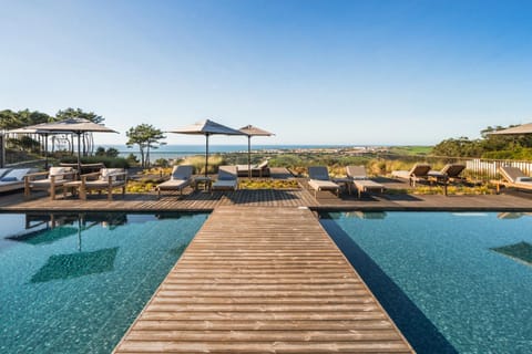Balcony/Terrace, Pool view, Sea view