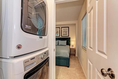 Barefoot Dreams - 201 - 76th E House in Holmes Beach