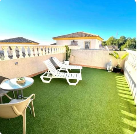 Pretty Bungalow Apartments House in Marina Baixa