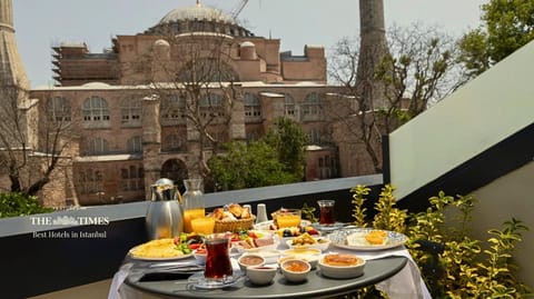 Landmark view, Breakfast