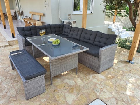Patio, Garden, Seating area