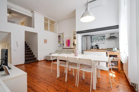 Living room, Lounge or bar