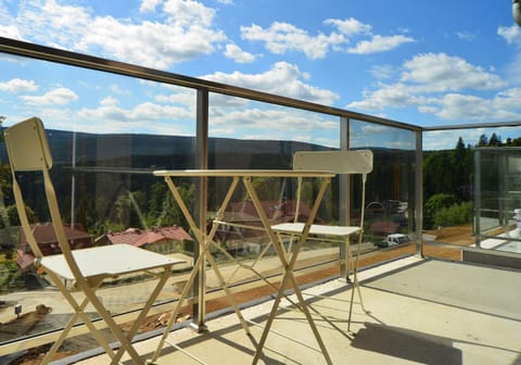 View (from property/room), Balcony/Terrace