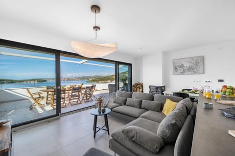 Balcony/Terrace, Dining area