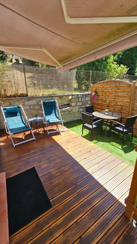 Patio, Garden, sunbed