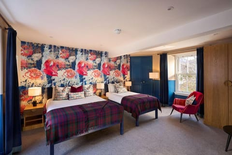 Plockton Inn, by Highland Coast Hotels Inn in Plockton