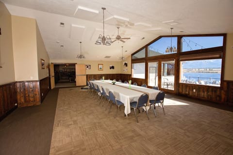 Meeting/conference room