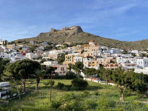 Nearby landmark, Neighbourhood, Natural landscape, Mountain view
