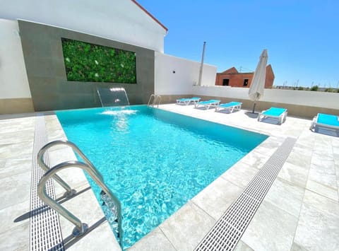 Pool view, Swimming pool