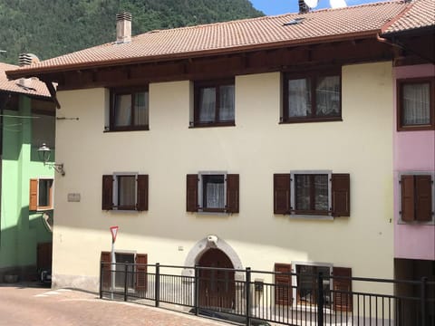 Appartamento Gobi Apartment in Province of Brescia