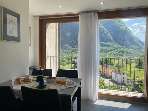 Balcony/Terrace, Dining area