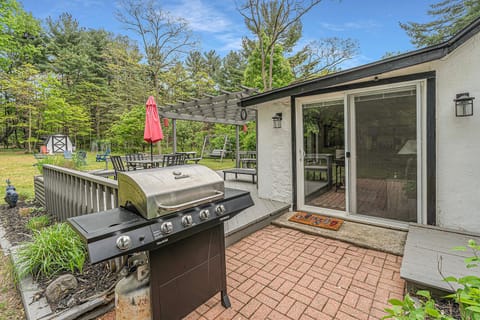 Tower Hill Cottage House in Sawyer