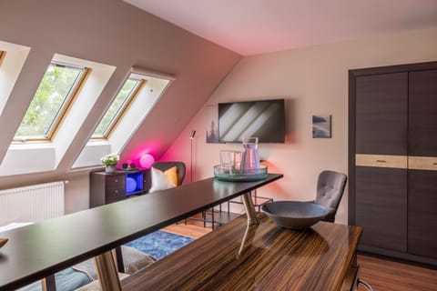 TV and multimedia, View (from property/room), Living room, Seating area, Dining area