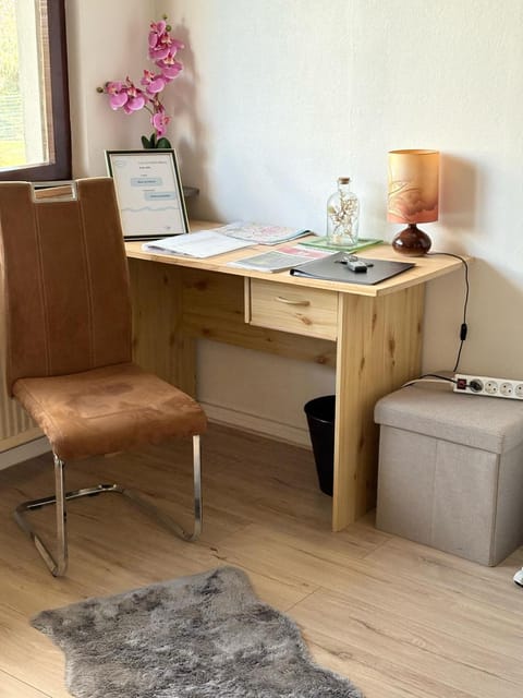 Studio RDC calme avec parking fermé près autoroute et tram C Apartment in Mulhouse