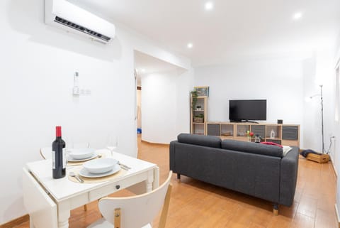 Living room, Lounge or bar