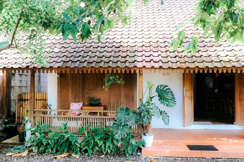 Property building, Patio