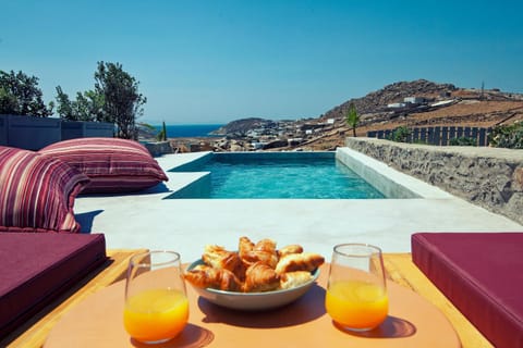View (from property/room), Sea view, Swimming pool