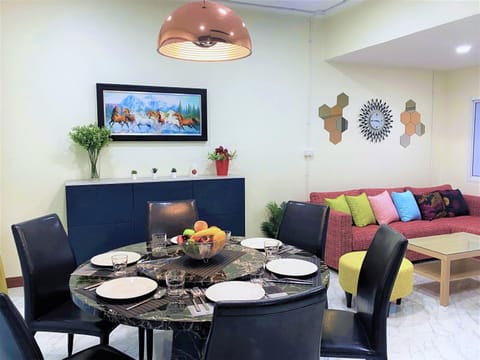 Living room, Dining area