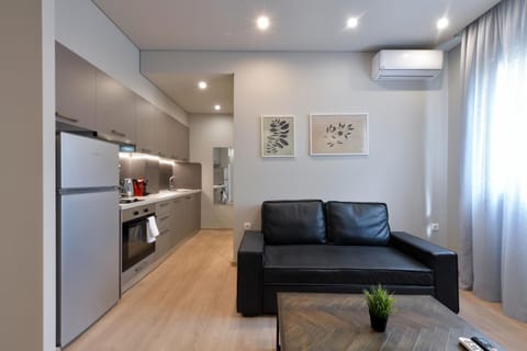 Porto Pireo By SuperHost365 Kolokotroni Apartment in Pireas