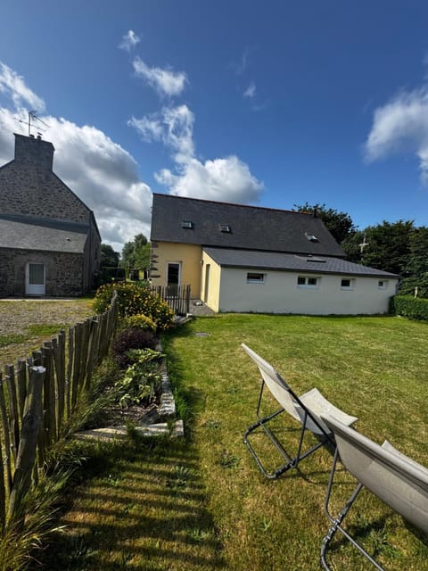 Maison de Yec'hed mat, authentique et charmante. House in Brittany